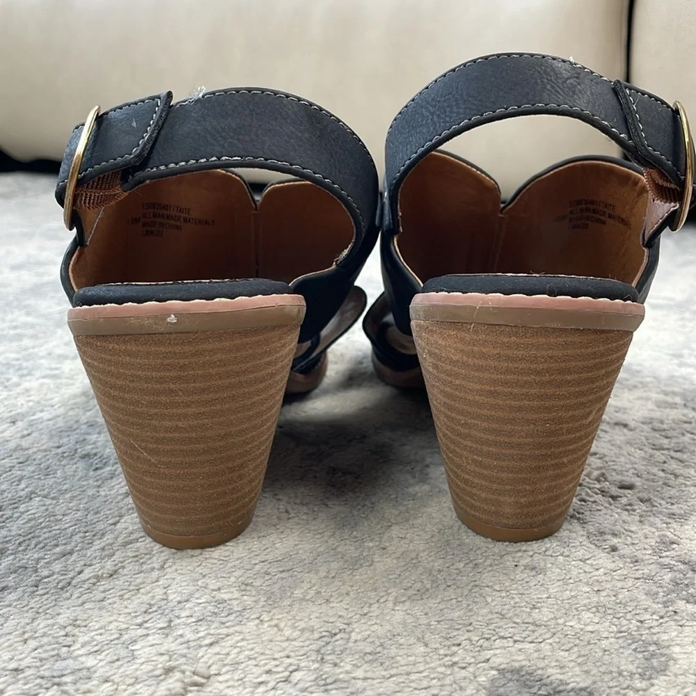 New Euro Soft by Sofft Taite Sling Back Heeled Sandals Stacked Heel Black Sz 10